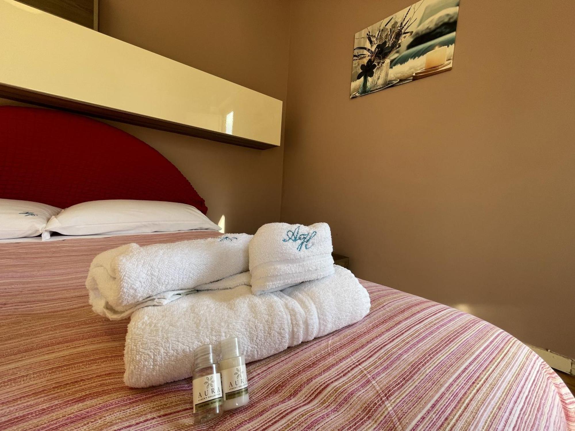 2 Apartments - Akragas Home 1 & 2 On Via Atenea City Center With View Agrigento Exteriér fotografie
