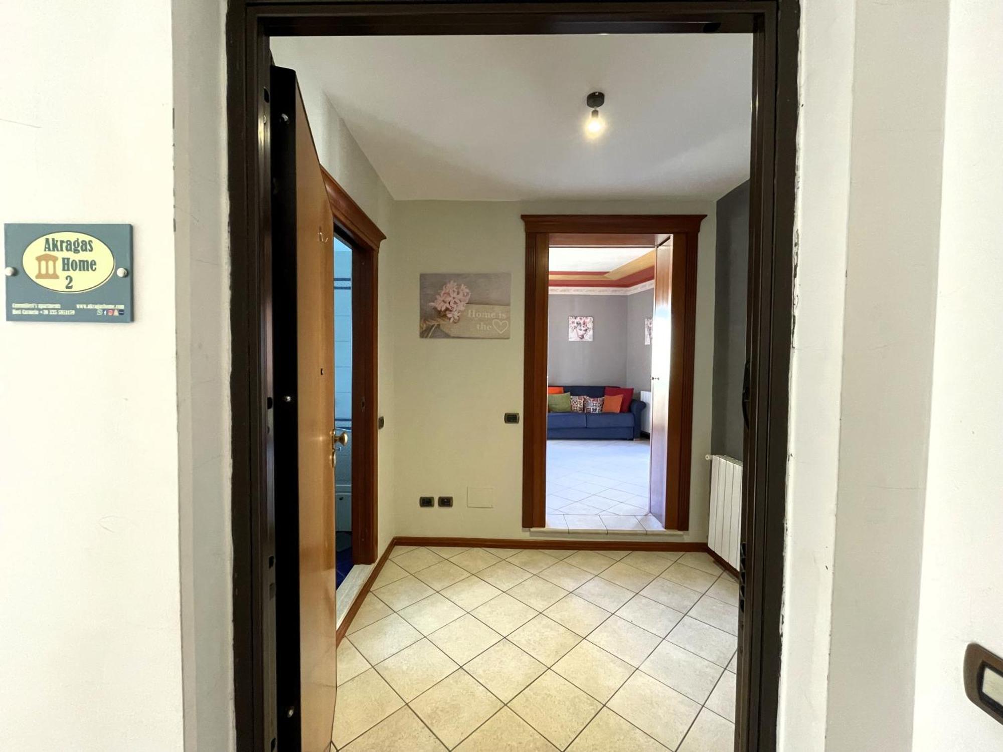 2 Apartments - Akragas Home 1 & 2 On Via Atenea City Center With View Agrigento Exteriér fotografie